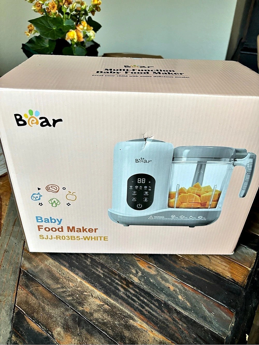 Bear Multi-Function Baby Food Maker White Like New